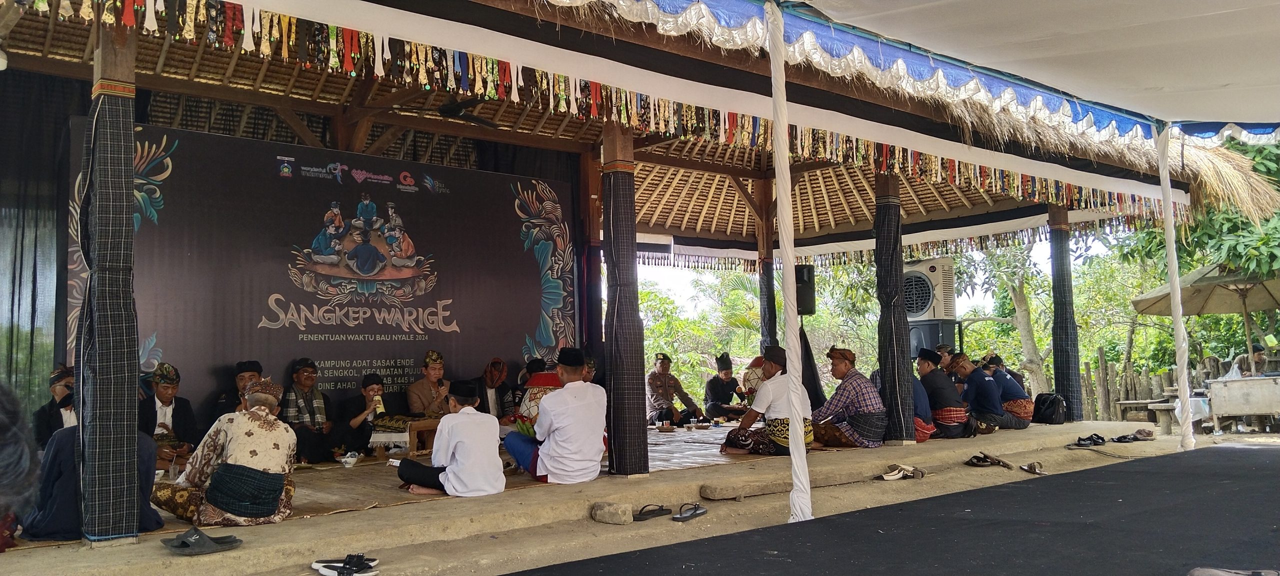 Ritual Sangkep Warige menetapkan perayaan tradisi bau nyale 29 Februari – 1 Maret 2024