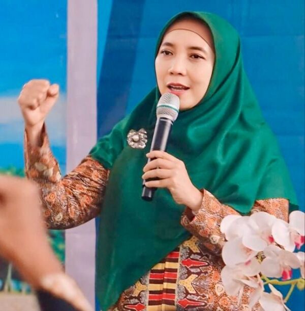 Jilbab Ijo Rohmi Firin Bakal Gandeng Provinsi Kepulauan lain untuk Maksimalkan Potensi Nahari di NTB